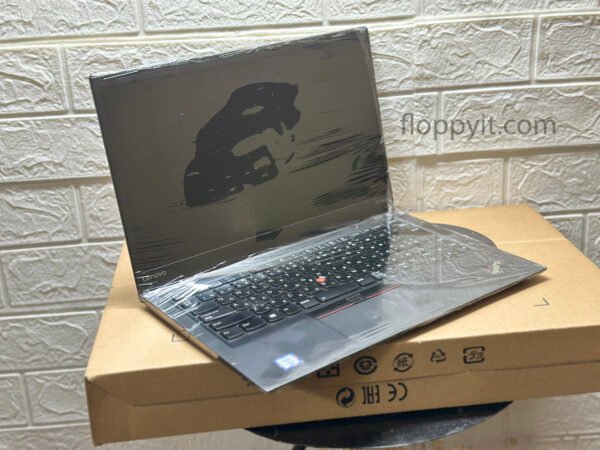 X1 Carbon Core i5 | 16/256 SSD 14" FHD Display From JAPAN - Image 4